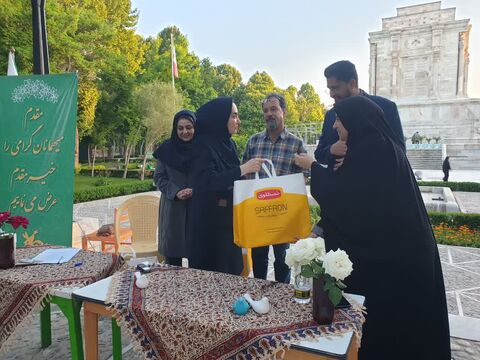 آیین افتتاح باشگاه سیمرغ ویژه شاعران و نویسندگان نوجوان مشهدی در آرامگاه فردوسی