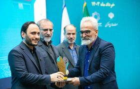 حضور مدیرکل کانون استان مرکزی در جشنواره تولیدات روابط عمومی‌های