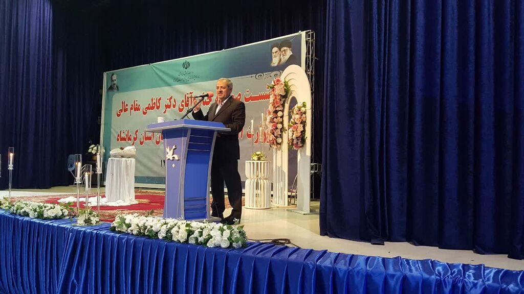 حضور کارکنان کانون کرمانشاه در نشست وزیر آموزش و پرورش با فرهنگیان استان