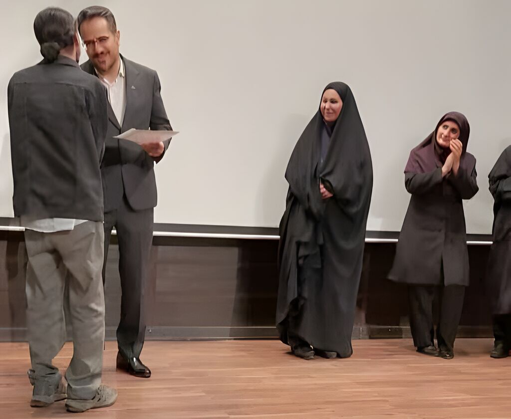 اولین نشست شاهنامهخوانی کانون کرمانشاه برگزار شد