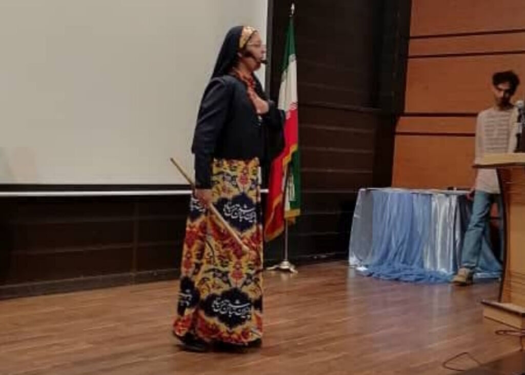 اولین نشست شاهنامهخوانی کانون کرمانشاه برگزار شد