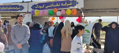 حضور موثر کانون پرورش فکری کودکان و نوجوانان کردستان در همایش بزرگ پیاده‌روی به مناسبت سالگرد سفر مقام معظم رهبری و هفته جوانی جمعیت
