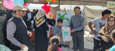 حضور موثر کانون پرورش فکری کودکان و نوجوانان کردستان در همایش بزرگ پیاده‌روی به مناسبت سالگرد سفر مقام معظم رهبری و هفته جوانی جمعیت