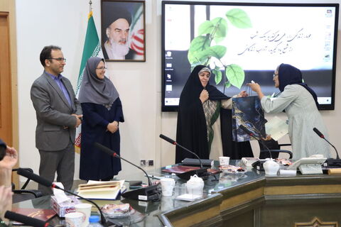 نمایشگاه هنری «به رنگ شاهنامه» در کانون استان تهران