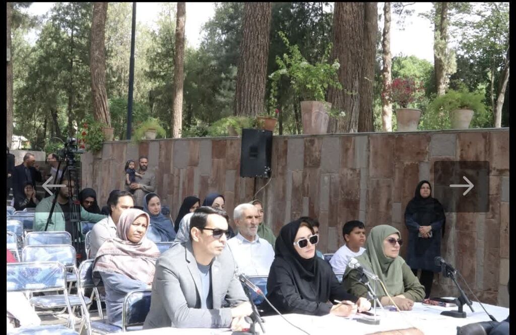 تقدیر از داوران کانونی دوسالانه قصه‌گویی «نهال امید»