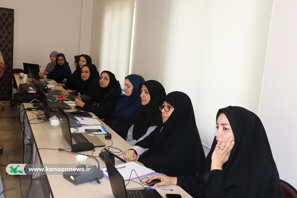 دوره آموزشی «آشنایی با هوش مصنوعی» در کانون گلستان