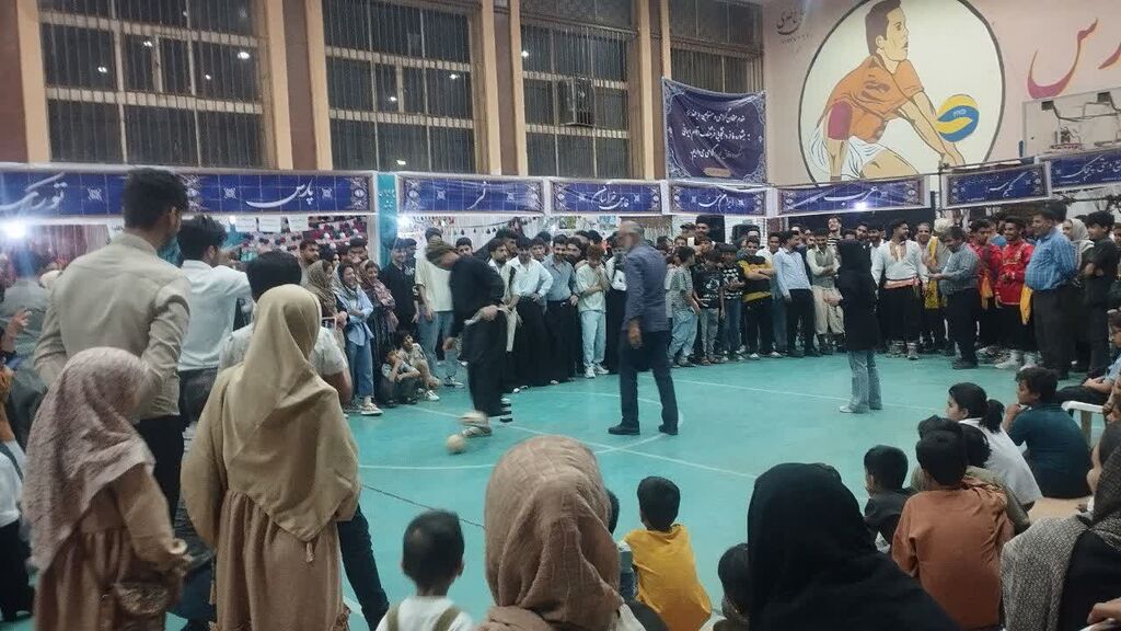 جشنواره اقوام از شاهنامه تا بازیهای بومی؛ غرفهی کانون اسفراین روح تازهای به جشنواره دمید