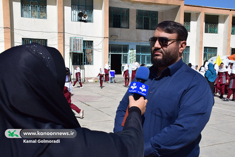 جشن روز جهانی کتابخانههای سیار در خرمآباد/ گامی در جهت گسترش عدالت فرهنگی