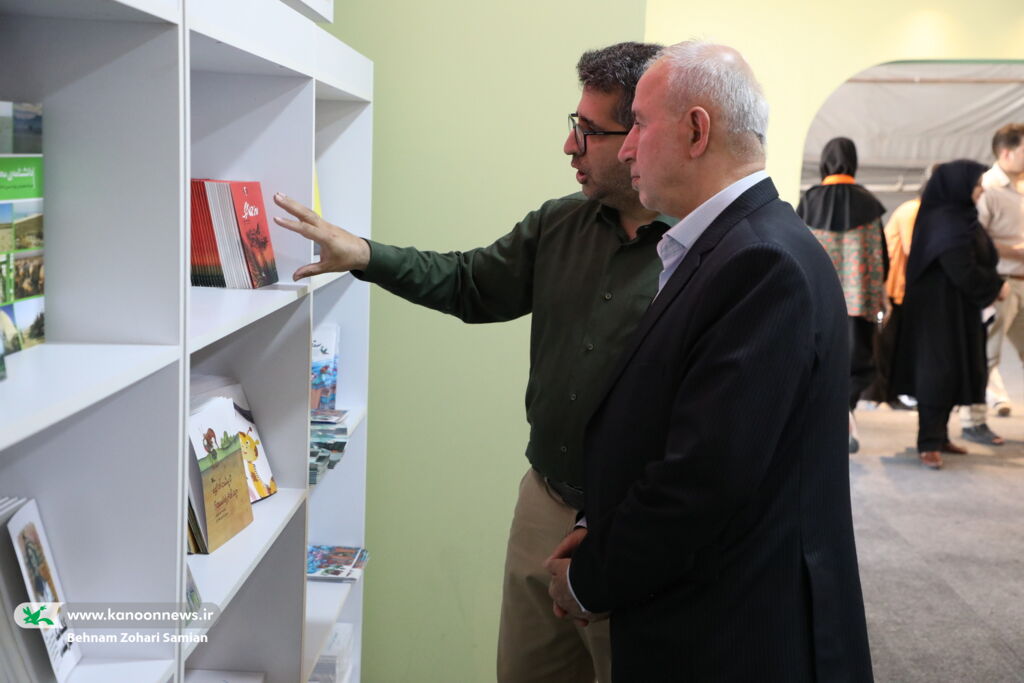 کانون باید در استانها نمایشگاههای کتاب کودک برپا کند