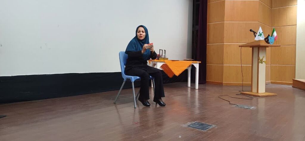 اختتامیه جشنواره مونولوگ همدان با معرفی برترینها پایان یافت