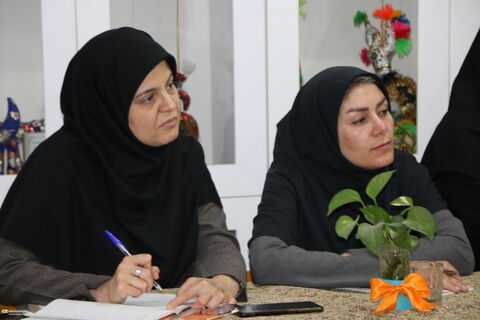 کارگاه نوشتن خلاق مقدماتی ویژه مربیان جدید در حال برگزاری است