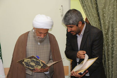 امام جمعه شیراز از مربیان سیار کانون فارس تجلیل کرد