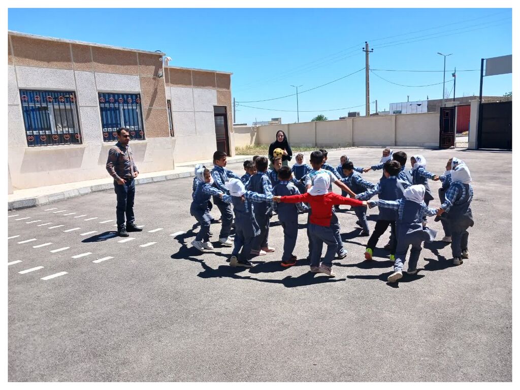 ویژه برنامههایی برای بچههای محمدیه و تاکستان