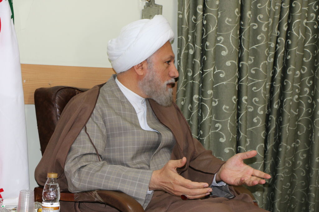 تجلیل نماینده مقام معظم رهبری از مربیان سیار کانون فارس