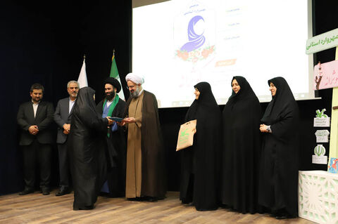 آیین پایانی سومین مهرواره استانی کوثرانه در اردبیل(2)