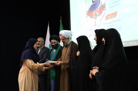 آیین پایانی سومین مهرواره استانی کوثرانه در اردبیل(2)