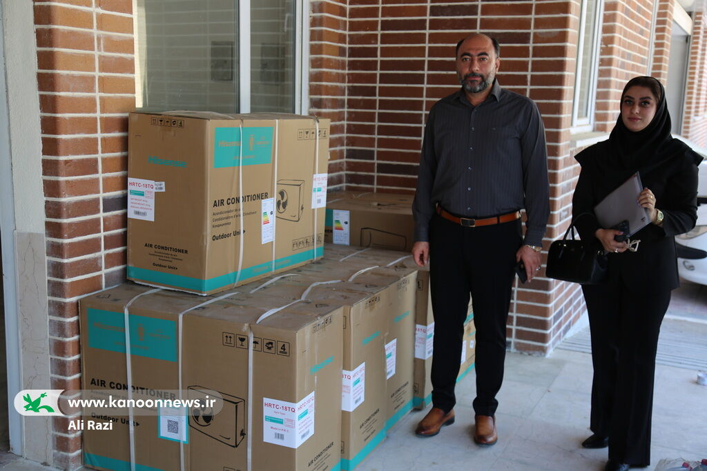اهدای ۶ دستگاه کولر گازی از سوی شرکت سپهر چوب دشتستان به کانون استان بوشهر