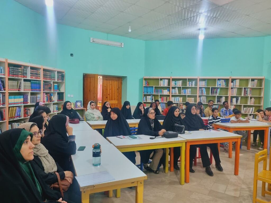 نشست آشنایی با هوش مصنوعی در کانون پرورش فکری ابوموسی