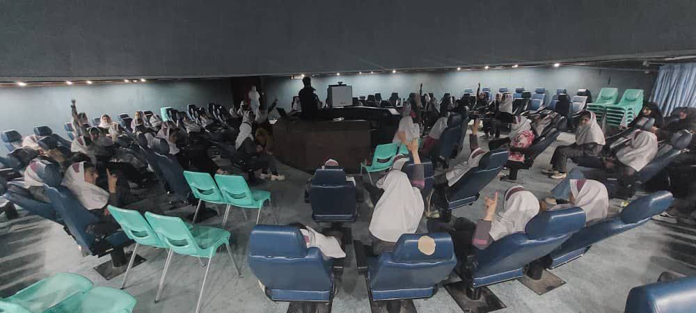 کانون علوم و فناوریهای نوین زنجان، میزبان ۲۶۰۰ علاقهمند در هفتهای پرستاره