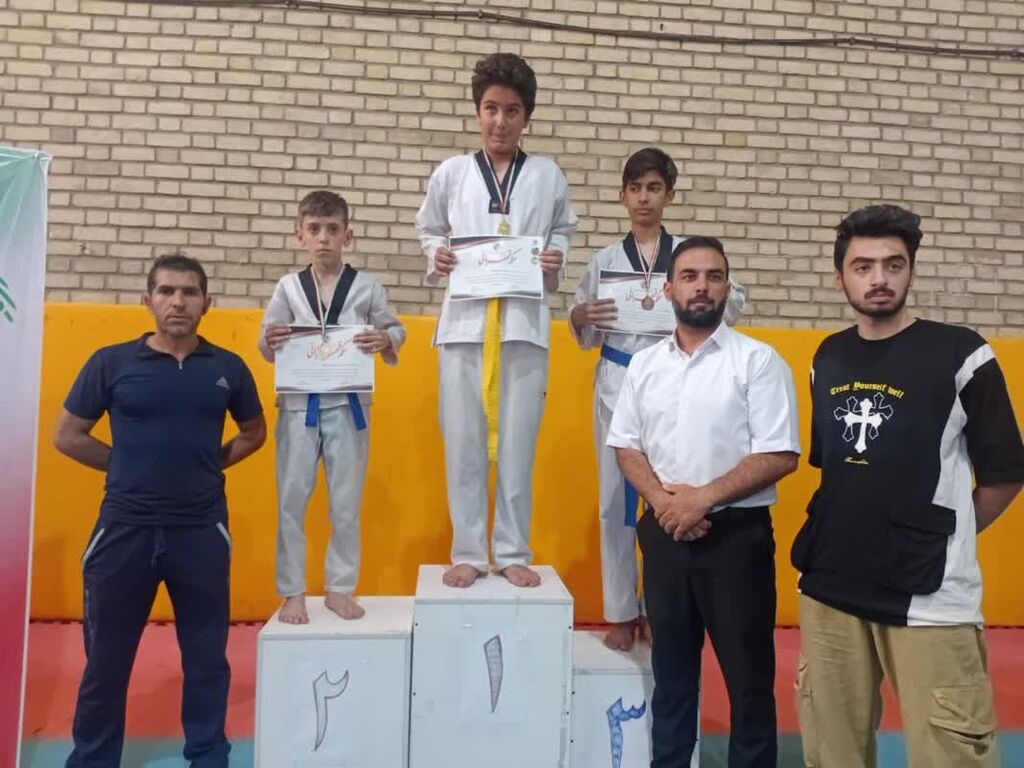 کسب مقام اول توسط اعضای باشگاه تکواندوی کانون همدان