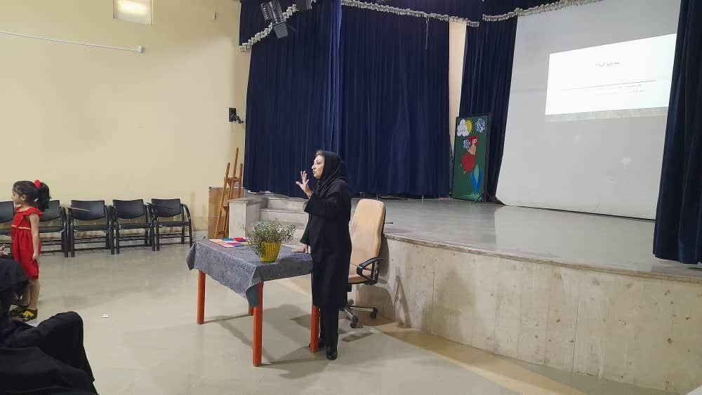 برگزاری دومین دوره کارگاه «فرزندپروری» با محوریت «چالشهای مدرن والدین و تأثیرات آن بر فرزندان» در بندرعباس