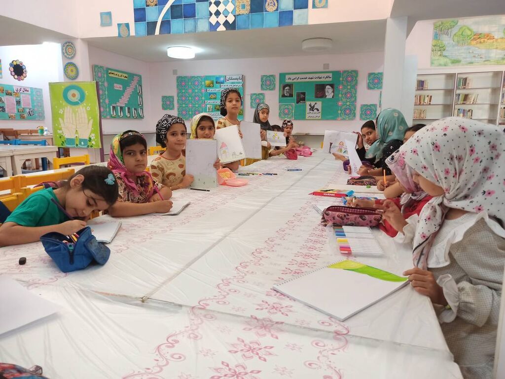 پاسداشت شهید رییسی در مراکز کانون پرورش فکری فارس