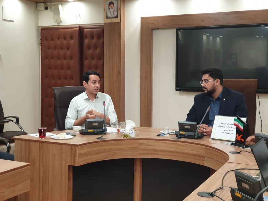 نشست هماندیشی مراکز سیار، پستی و کاشمر (حوزه ۴) برگزار شد