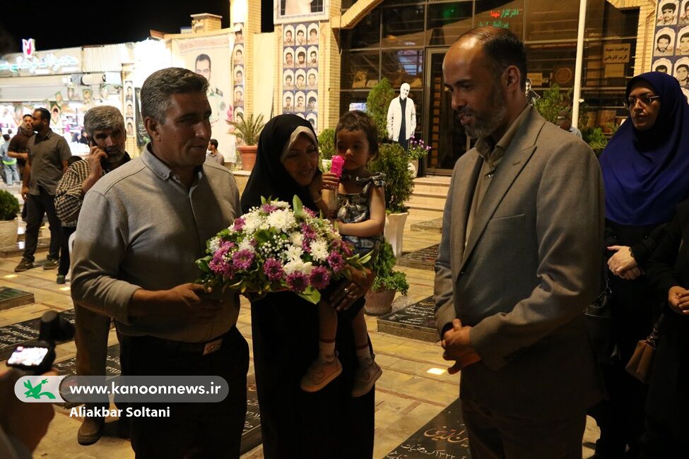 رونمایی از دو قصه‌ شهیدان نوجوان گلزار شهدا
