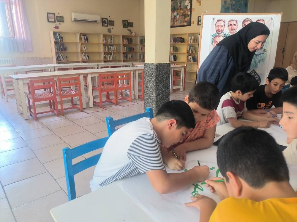 آشنایی کودکان و نوجوانان با ارزشهای شهیدان خدمت در برنامههای فرهنگی کانون فارس