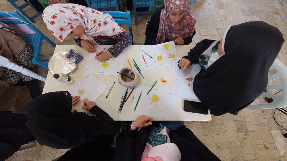 آشنایی کودکان و نوجوانان با ارزشهای شهیدان خدمت در برنامههای فرهنگی کانون فارس