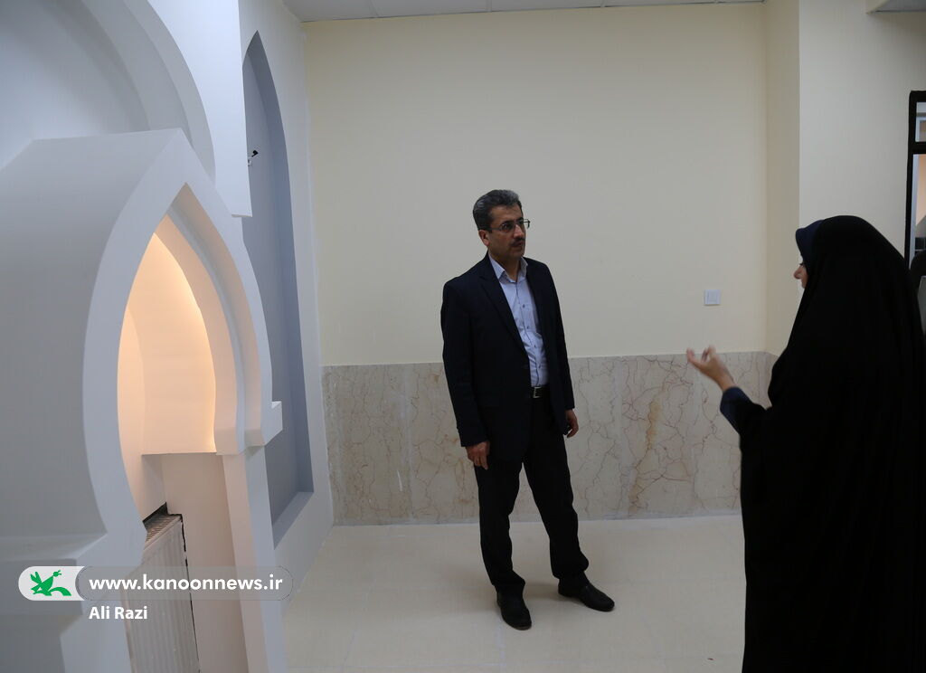 رئیس سازمان مدیریت و برنامهریزی استان بوشهر از مرکز شماره ۱ کانون بوشهر بازدید