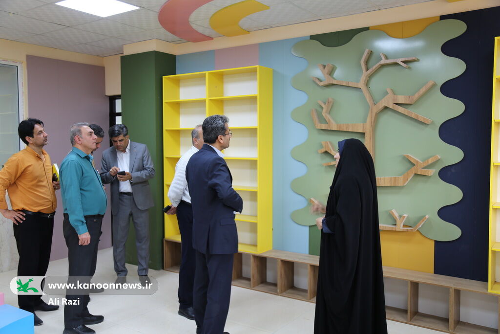 رئیس سازمان مدیریت و برنامهریزی استان بوشهر از مرکز شماره ۱ کانون بوشهر بازدید