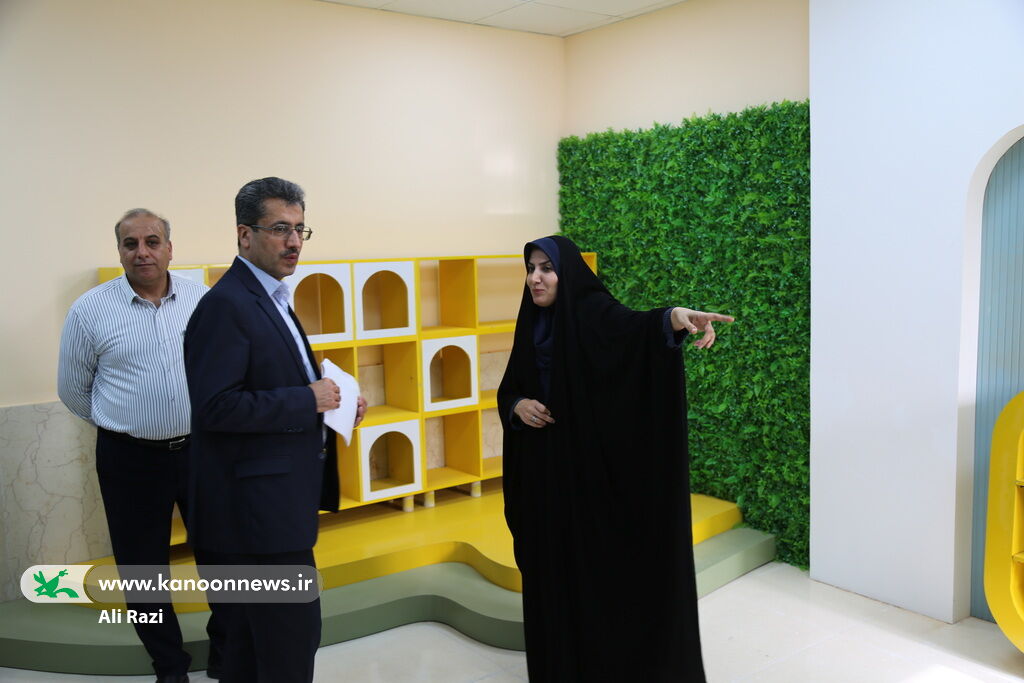 رئیس سازمان مدیریت و برنامهریزی استان بوشهر از مرکز شماره ۱ کانون بوشهر بازدید
