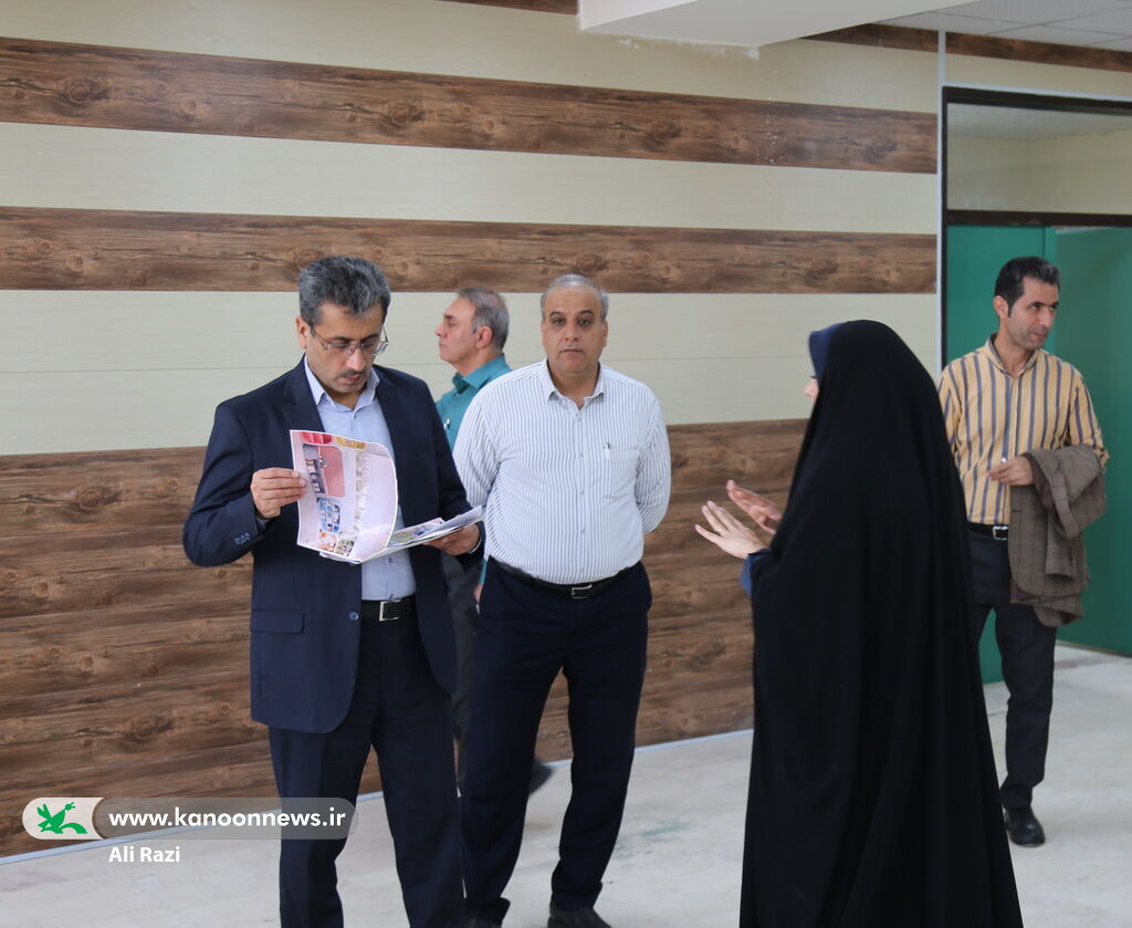 رئیس سازمان مدیریت و برنامهریزی استان بوشهر از مرکز شماره ۱ کانون بوشهر بازدید