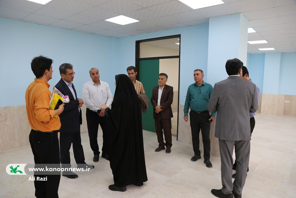 رئیس سازمان مدیریت و برنامهریزی استان بوشهر از مرکز شماره ۱ کانون بوشهر بازدید