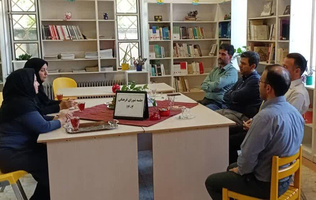 حمایت از کانون در اولویت است