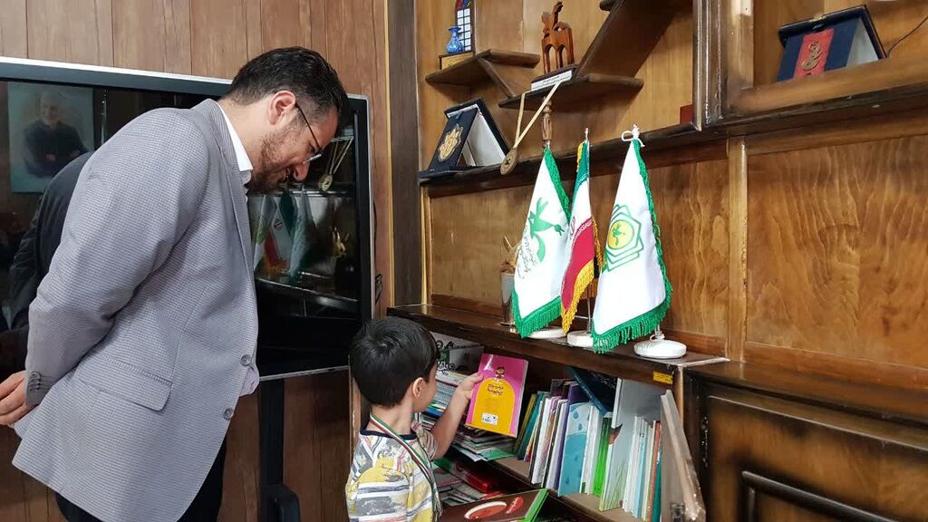 کتابخانه پستی کانون کرمانشاه آغاز به کار کرد