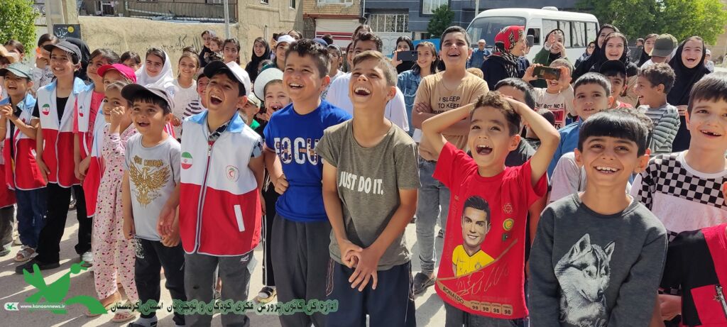 آغاز اجرای برنامههای فرهنگی و هنری تماشاخانه سیار کانون پرورش فکری کودکان و نوجوانان در کردستان