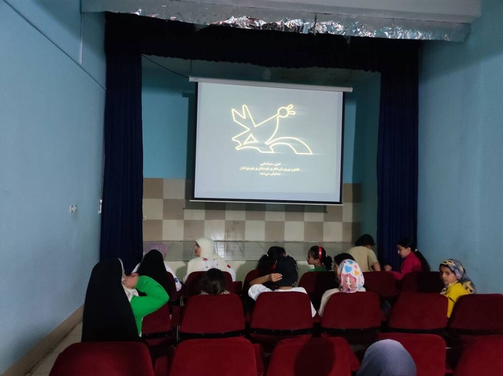 مراکز فرهنگیهنری اقلید و بیرم با برنامههای متنوع سالروز آزادسازی خرمشهر را گرامی داشتند