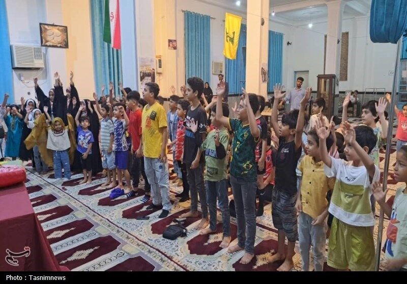 رنگ لبخند در حیاط خانه ما؛ نمایشی برای لبخند کودکان بندرعباس