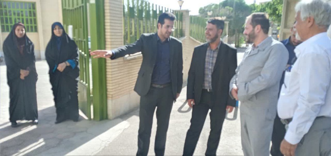فرماندار شهرستان برخوار از کانون حبیبآباد بازدید کرد