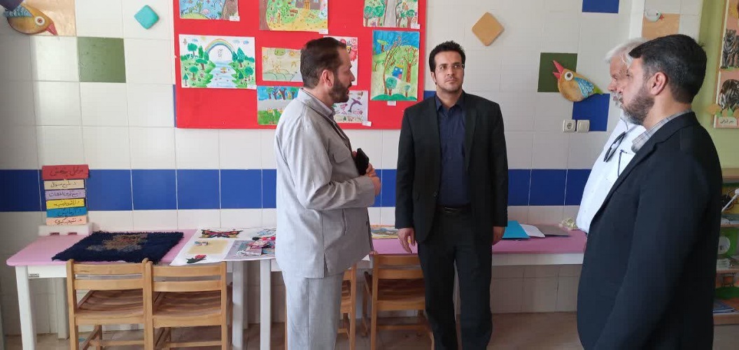 فرماندار شهرستان برخوار از کانون حبیبآباد بازدید کرد