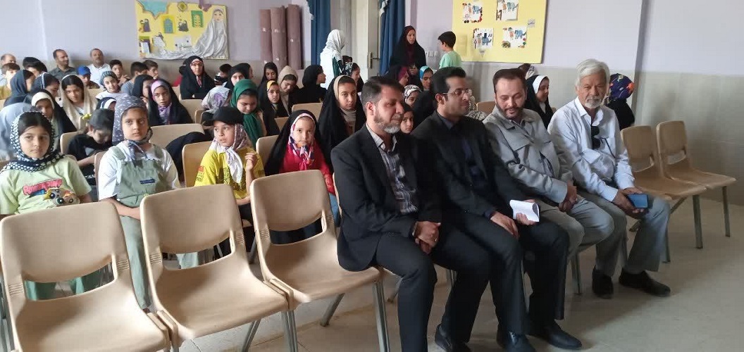 فرماندار شهرستان برخوار از کانون حبیبآباد بازدید کرد