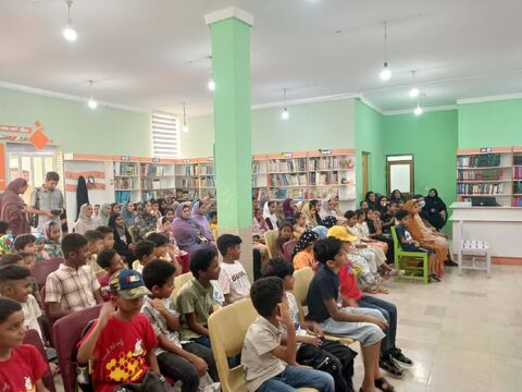 تزریق نشاط و احساس امنیت به کودکان و نوجوانان بندرعباسی با نمایش جذاب "حیاط خانه ما"