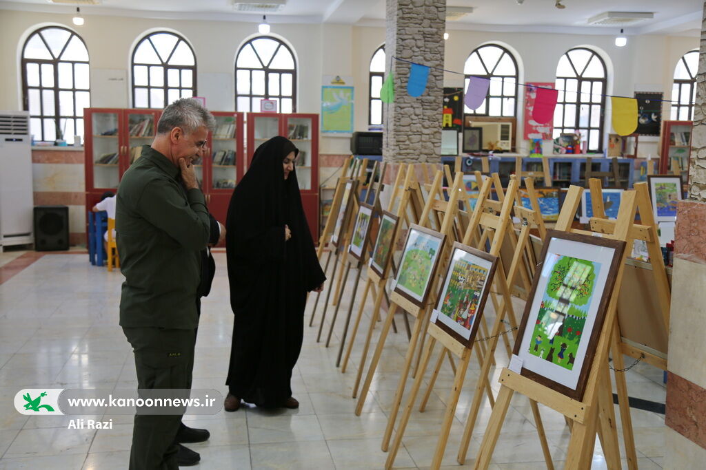 نمایشگاه نقاشی و کاردستی «من و محیط زیست» در بوشهر افتتاح شد
