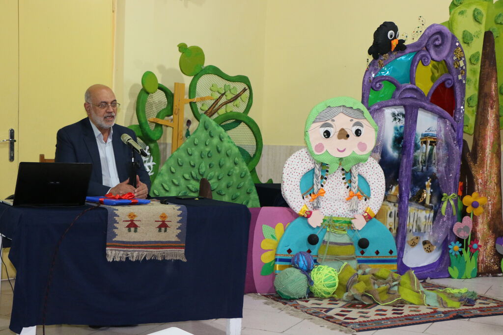 شیراز میزبان اولین جشنواره ملی قصهگویی «برای باغهای شیراز» شد