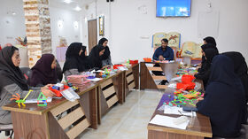 آشنایی مربیان کانون پرورش فکری لرستان با رباتیک