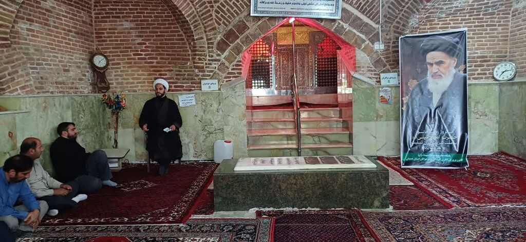 برنامه "کوچ عارفانه" در مراکز فرهنگی- هنری کانون همدان برگزار شد