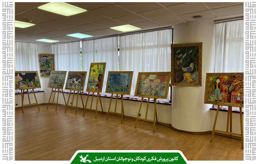 چهار نقاشی از اعضای کانون اردبیل در بخارست به نمایش درآمد چهار نقاشی از اعضای کانون اردبیل در بخارست به نمایش درآمد