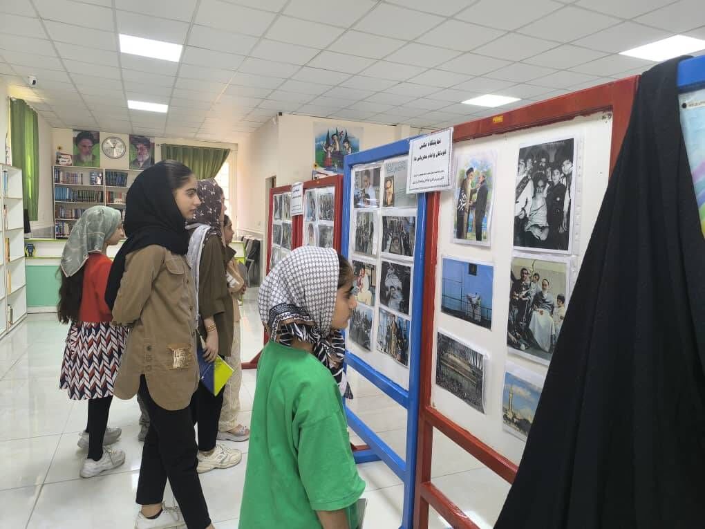 گرامیداشت قیام ۱۵ خرداد با نمایشگاه عکس و کارگاههای آموزشی در مرکز فرهنگی وراوی